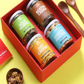 OMAY CRUNCHY TREATS BOX