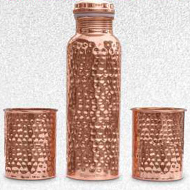 Signoraware Copper Hammered Bottle (with 2 Glasses)
